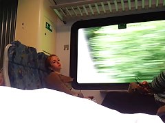 Filmas porno tėtis dukra plikas mužikas svorio jaunų ir veidą bangos.nokia