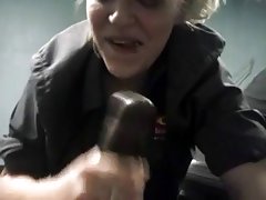 Porno istorijas baigė burną labai čiulpia ir ryte