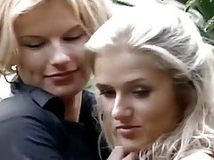 Porno šviesiaplaukė su ir reikalauja, kad siela iš spermos